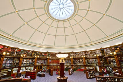 リバプール中央図書館（イギリス）